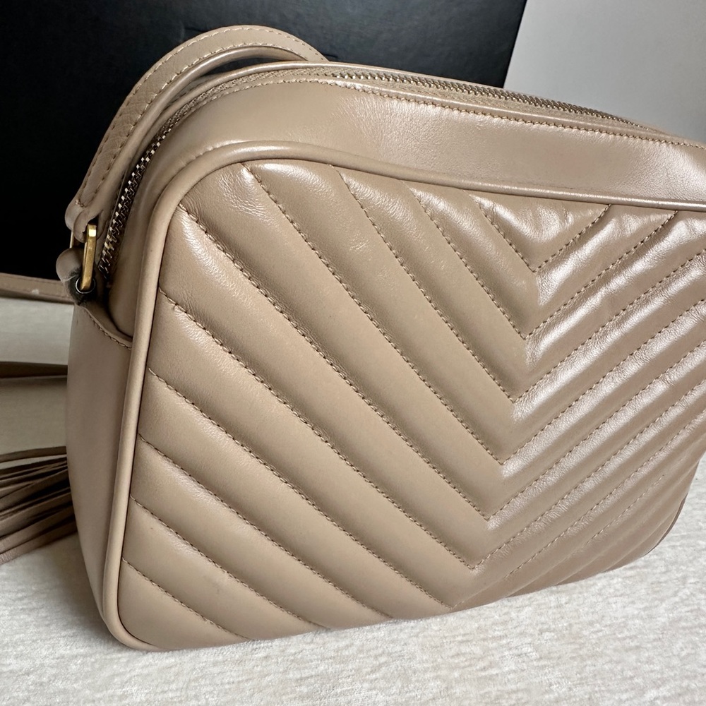 Lou Camera Bag in Quilted Leather - Picture 14 of 17